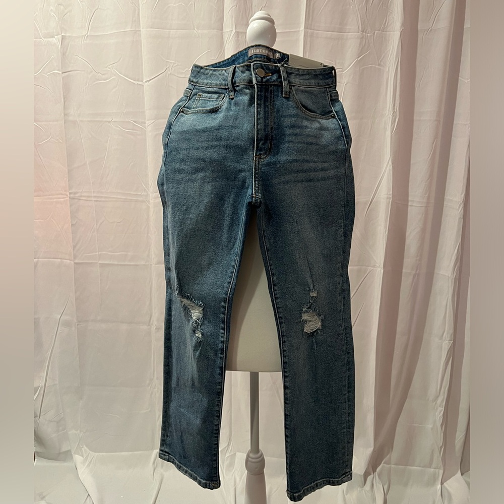 slim fit jeans
